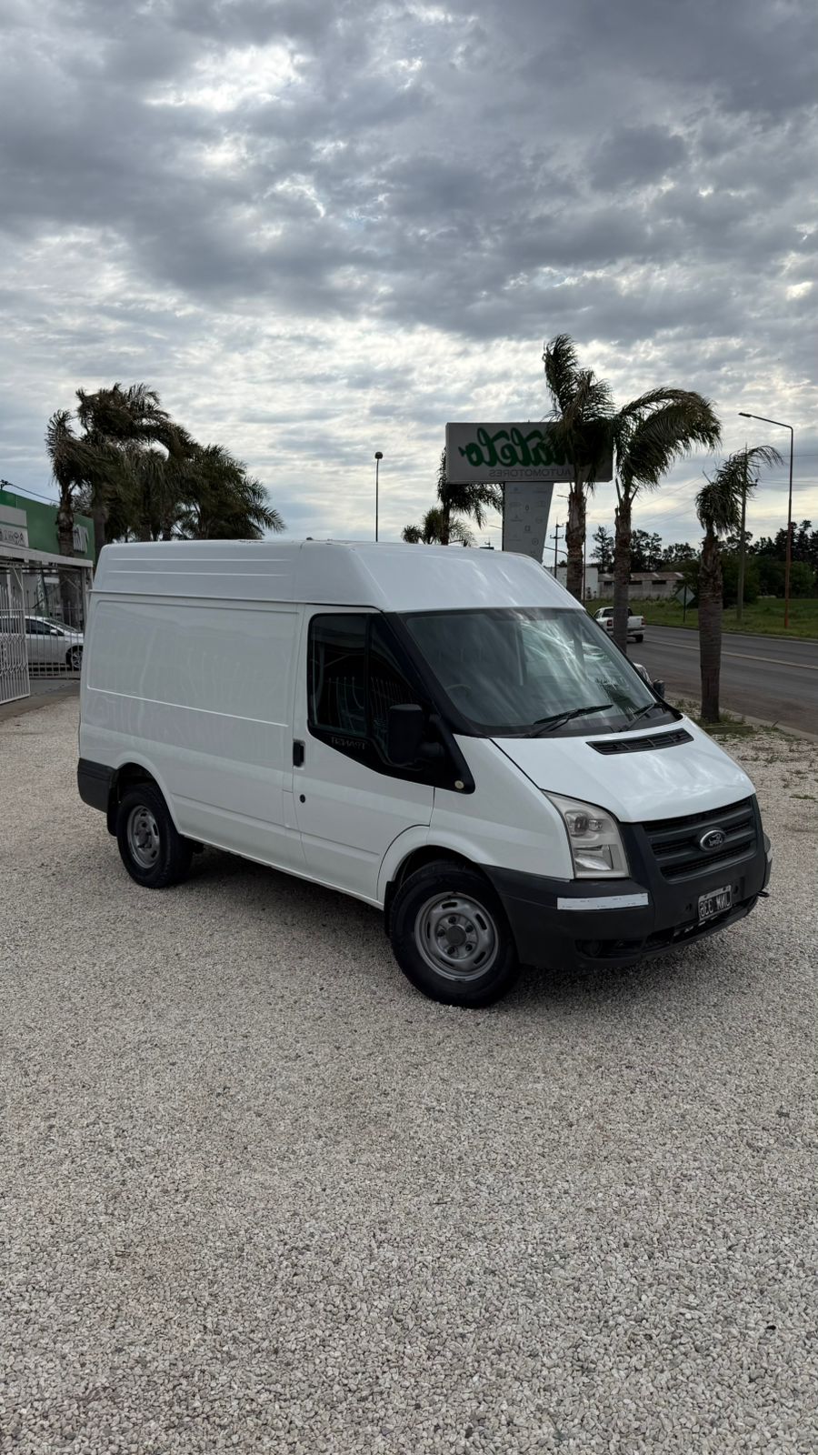 FORD - TRANSIT  - 2.4  - 2011